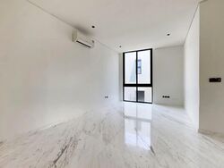 Elizabeth Drive (D23), Terrace #555697411